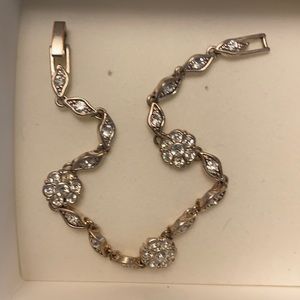 Floral rhinestone bracelet